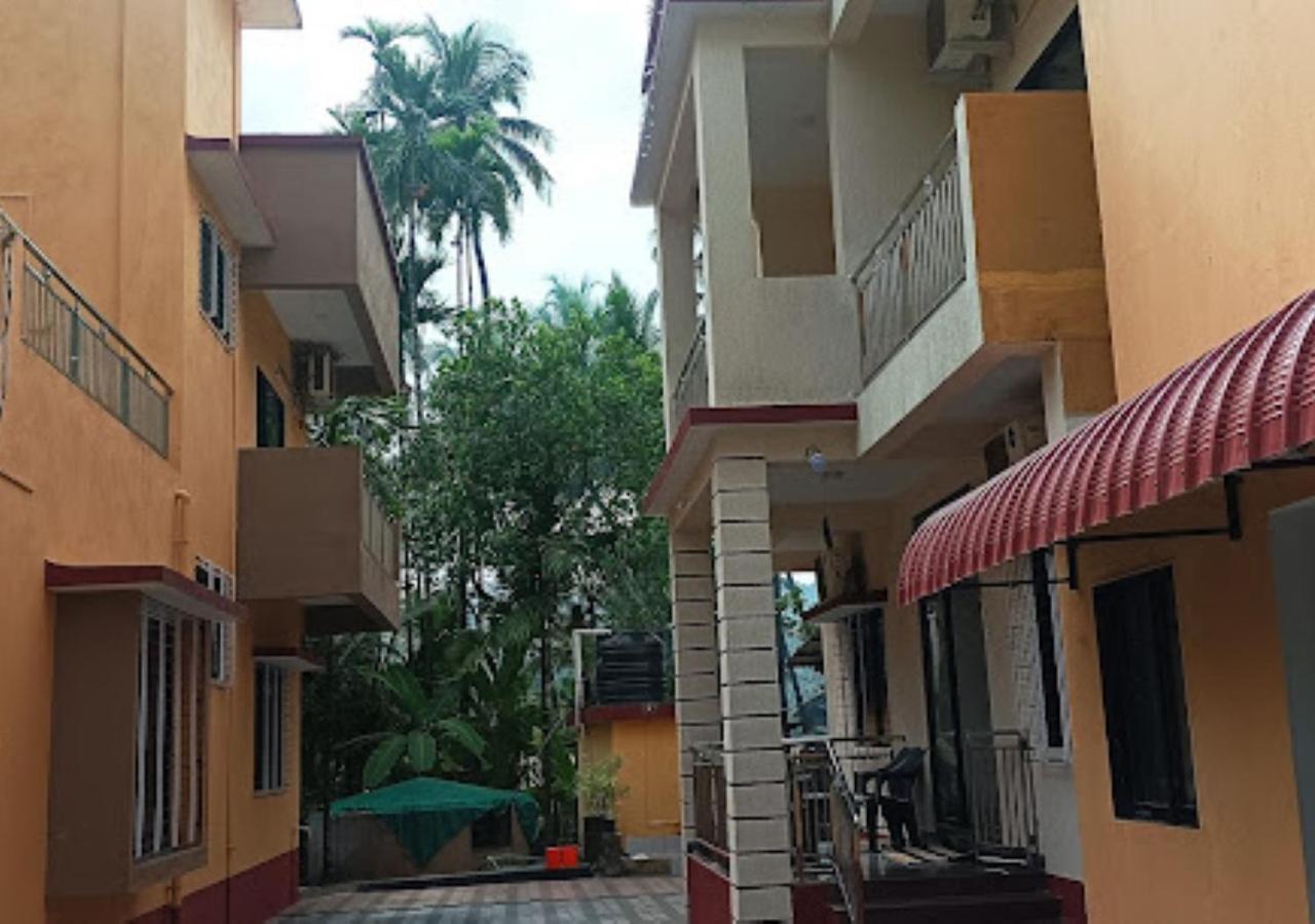Bapat Niwas Home Stay Ganpatipule Exteriör bild